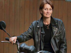 0 Elspeth Beard The First British Woman To Ride A Motorbike Around The World